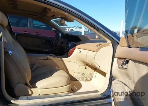 2012 Mercedes-Benz Cl 550 4Matic z USA, uszkodzony, nr VIN WDDEJ9EB5CA029838